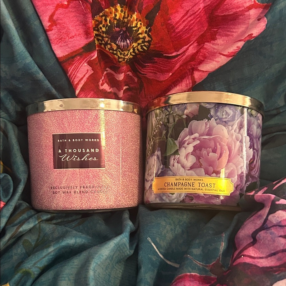 Bath & Body Works A Thousand Wishes Pink Candle and Champagne Toast